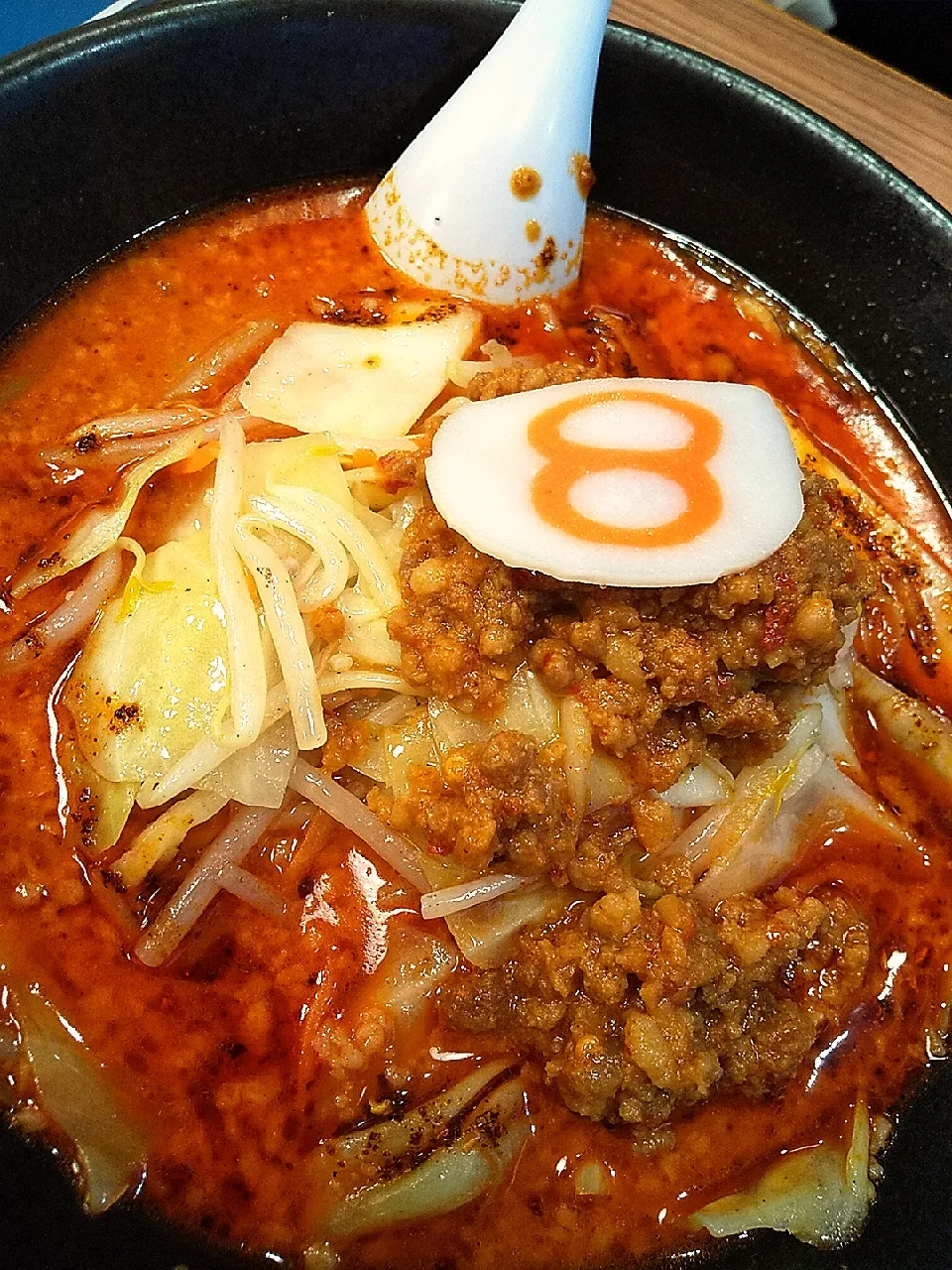 痺・辛・旨
8番らーめんの野菜麻辣ラーメン🍜🍥|さくらんぼさん