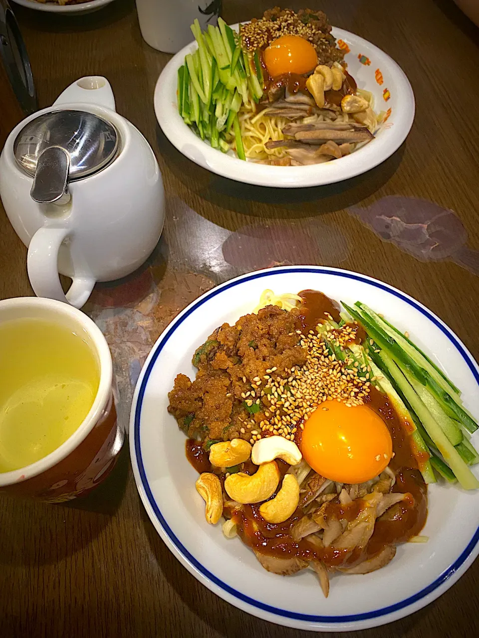 汁なし坦々麺　肉味噌　お茶|ch＊K*∀o(^^*)♪さん