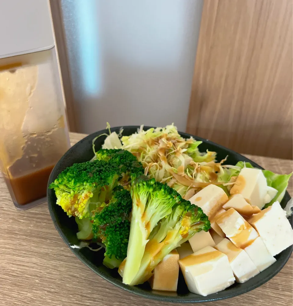 わさびこぶ茶入り黒酢ドレッシングでグリーンサラダ🥗|MIさん