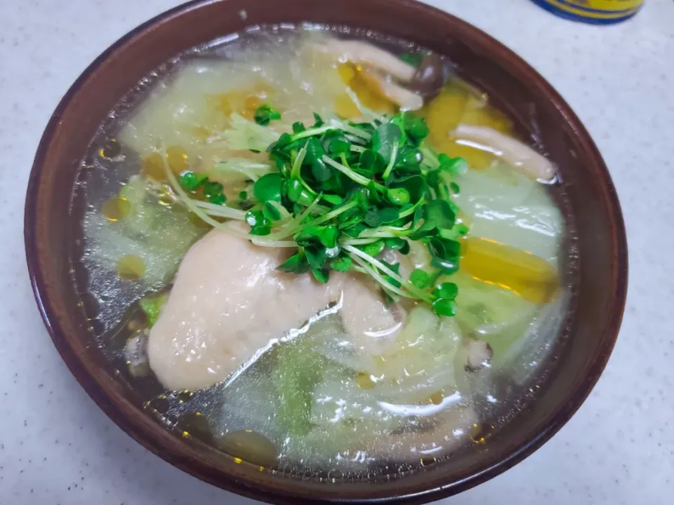 手羽先と白菜の春雨スープ鍋🍻|こぅさん