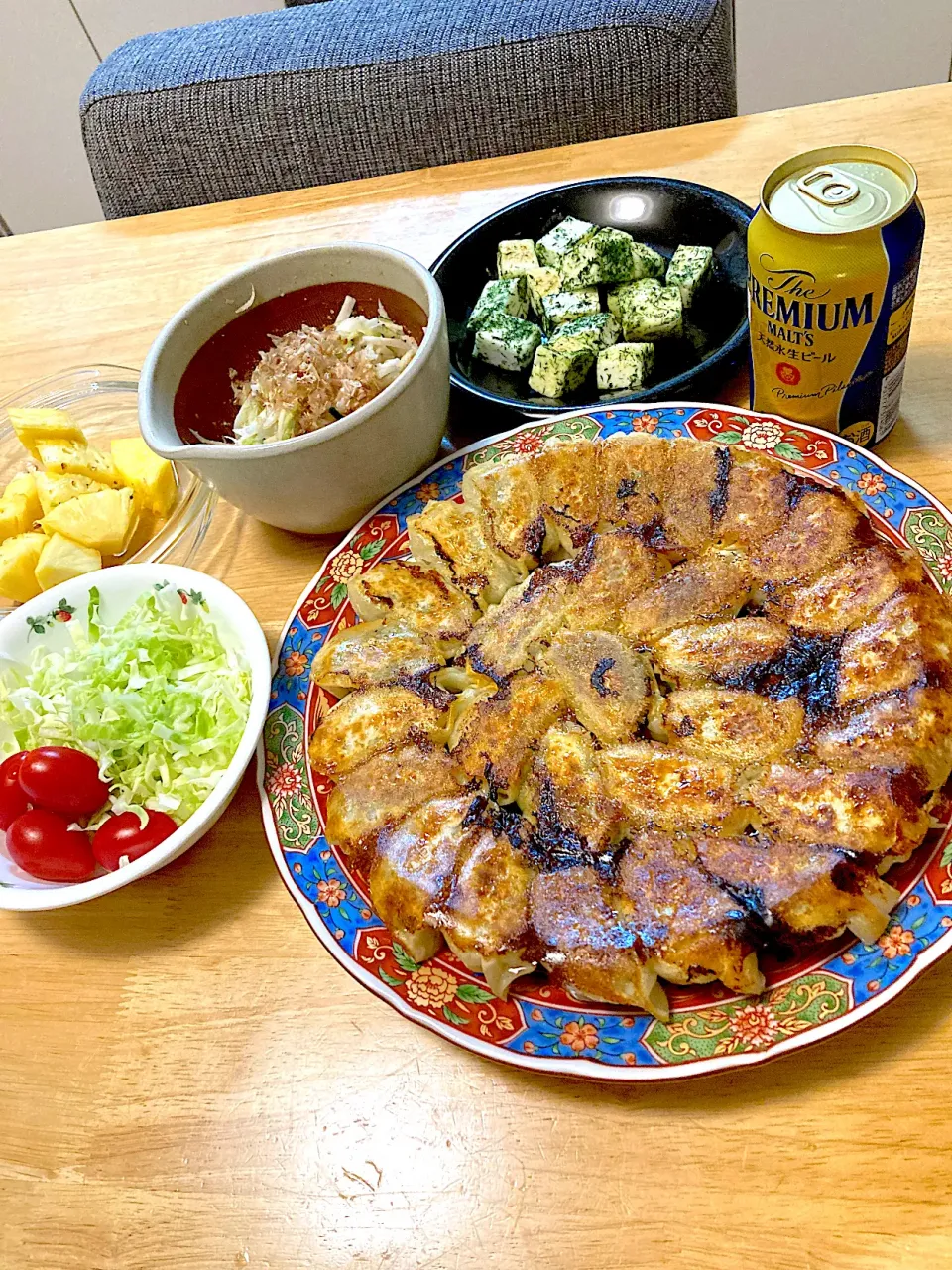 娘っち作の餃子を最高の状態に焼き上げた母の手柄😏💖|さくたえさん