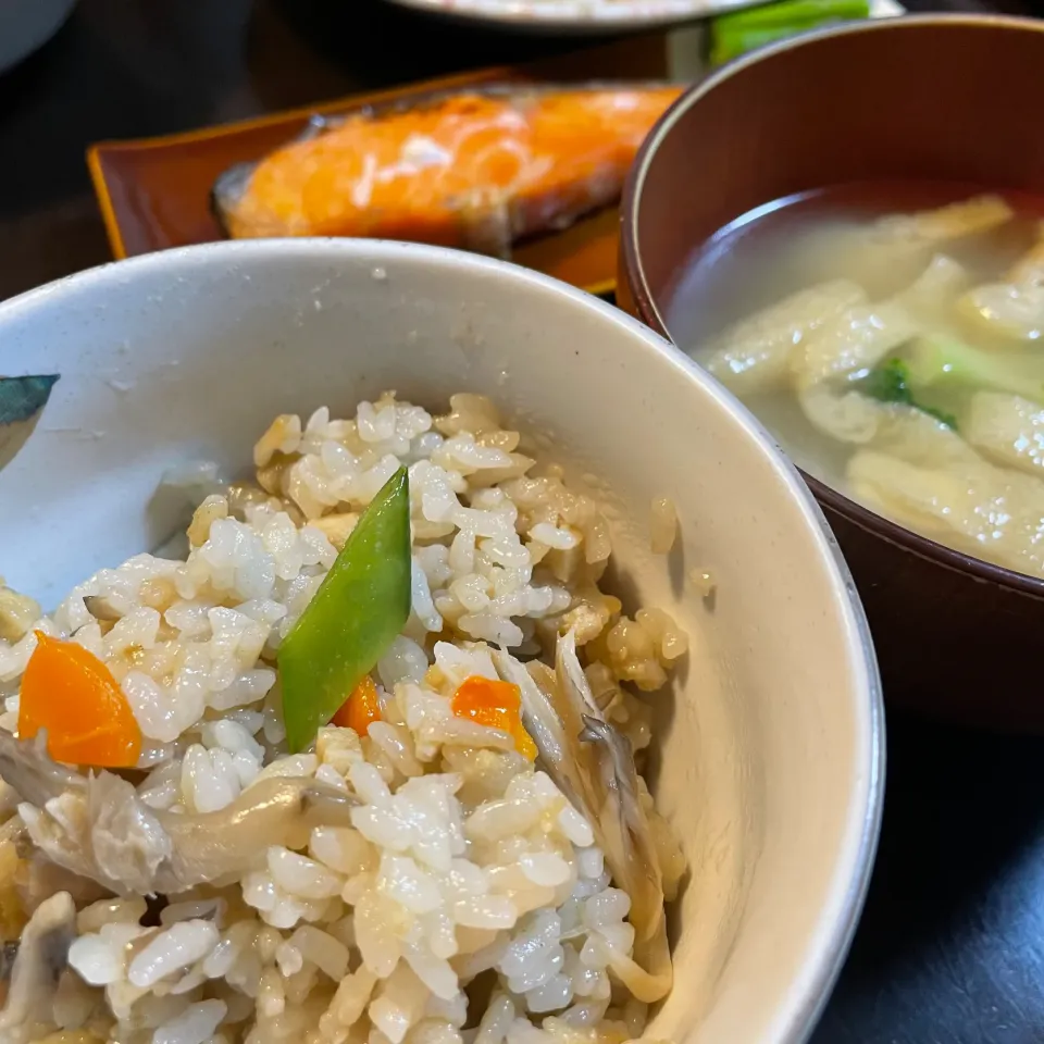 刻んだ切り餅を入れたおこわ風炊き込みご飯|DKさん