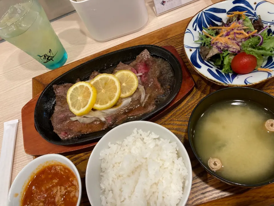 Snapdishの料理写真:レモンステーキ🍋|友さん