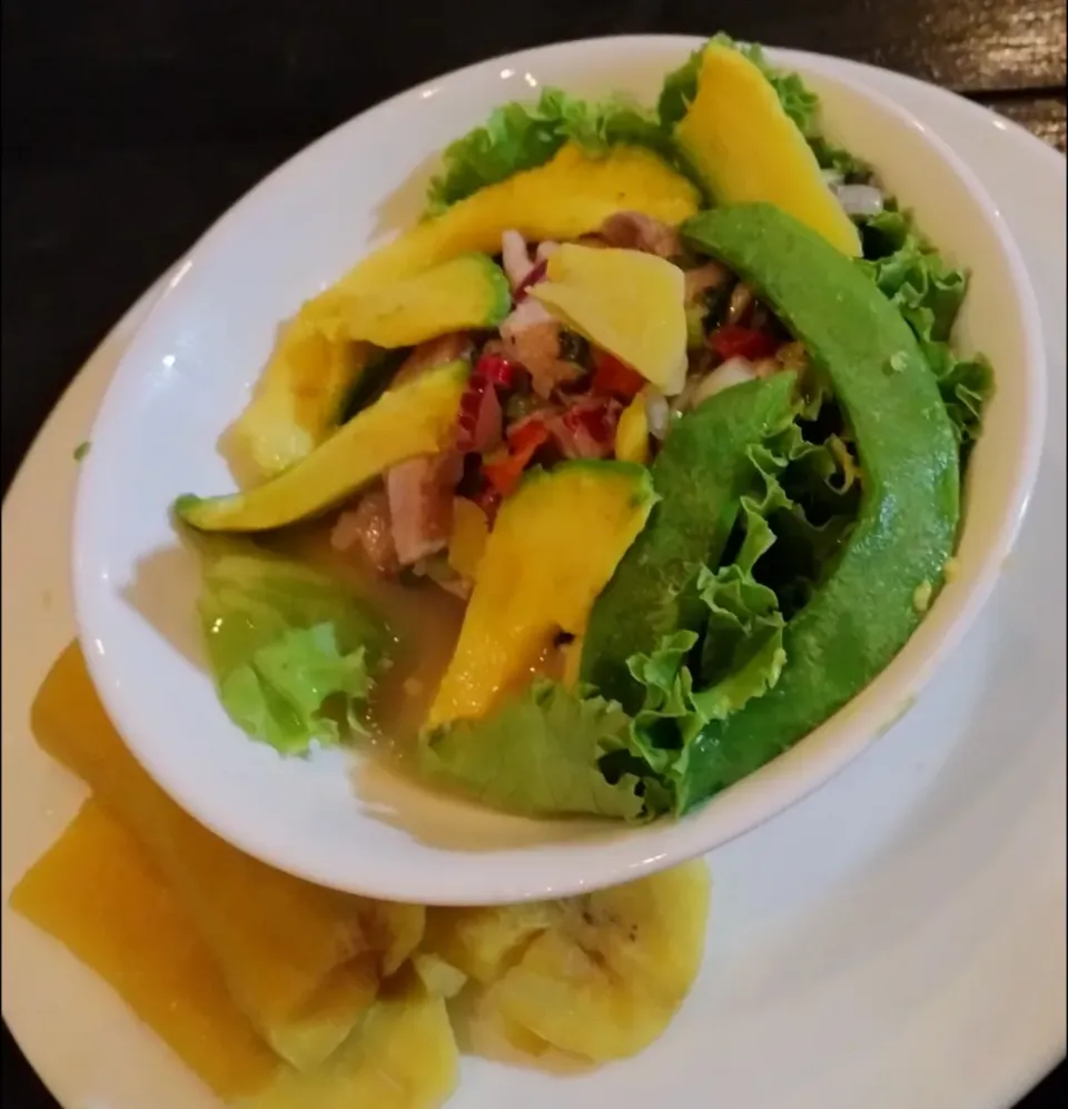 Snapdishの料理写真:ceviche de atun|Tania Torrezさん