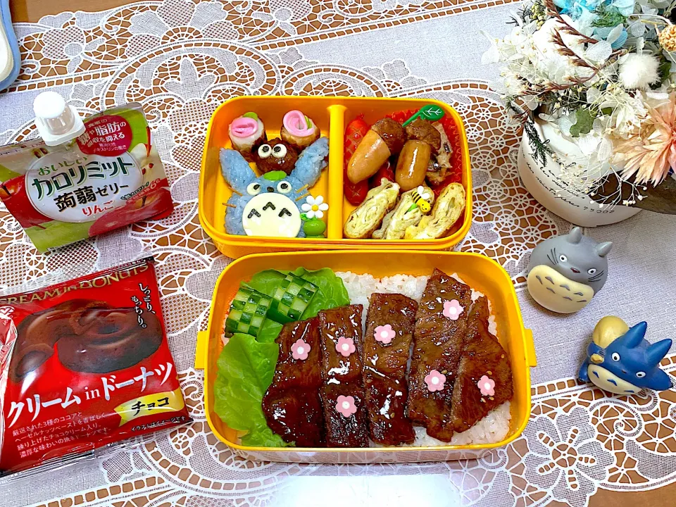 2023.5.22はトトロのステーキ弁当🌸|makoさん