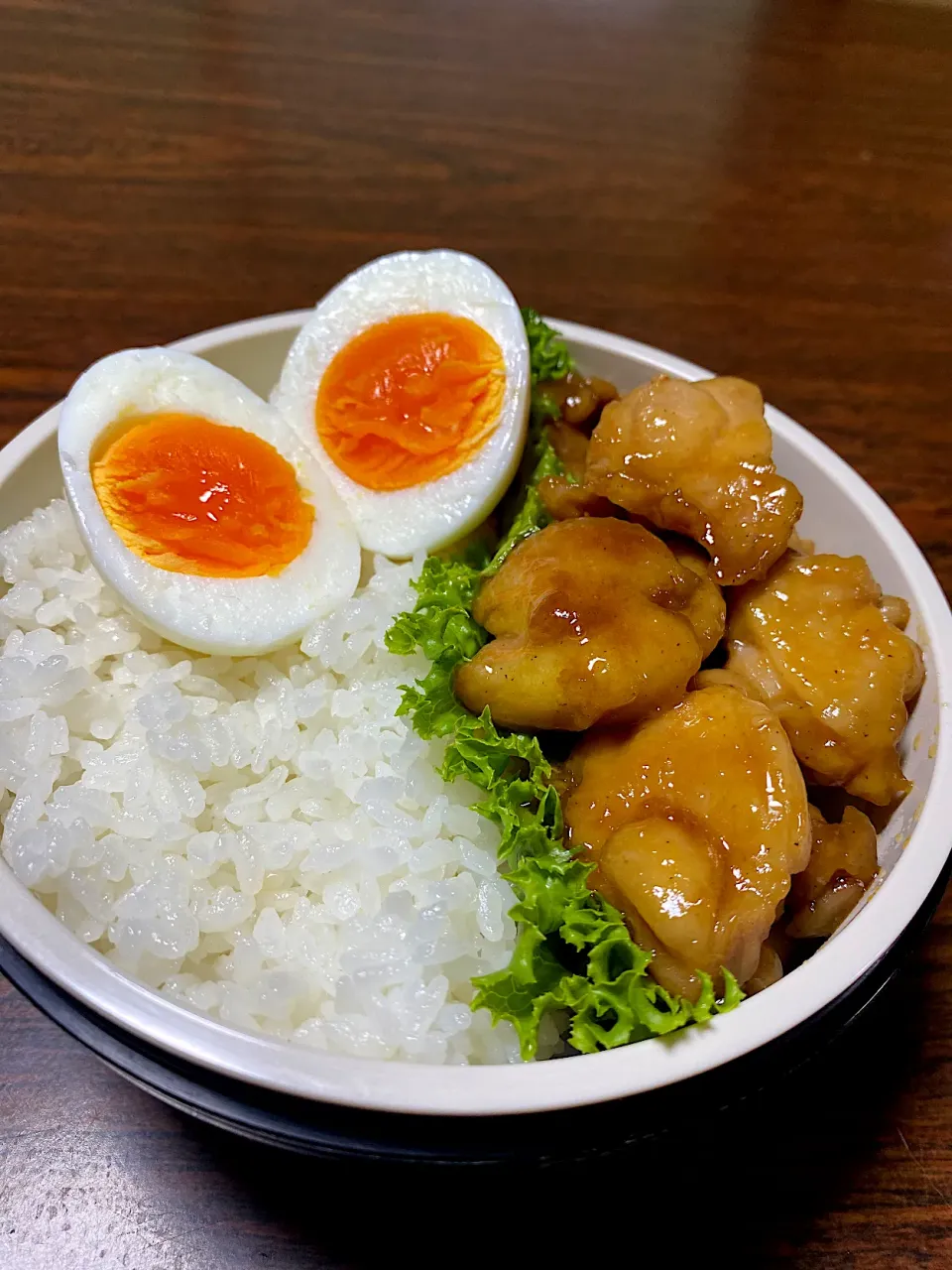 Snapdishの料理写真:照り焼きチキン弁当|Saori Nishidaさん