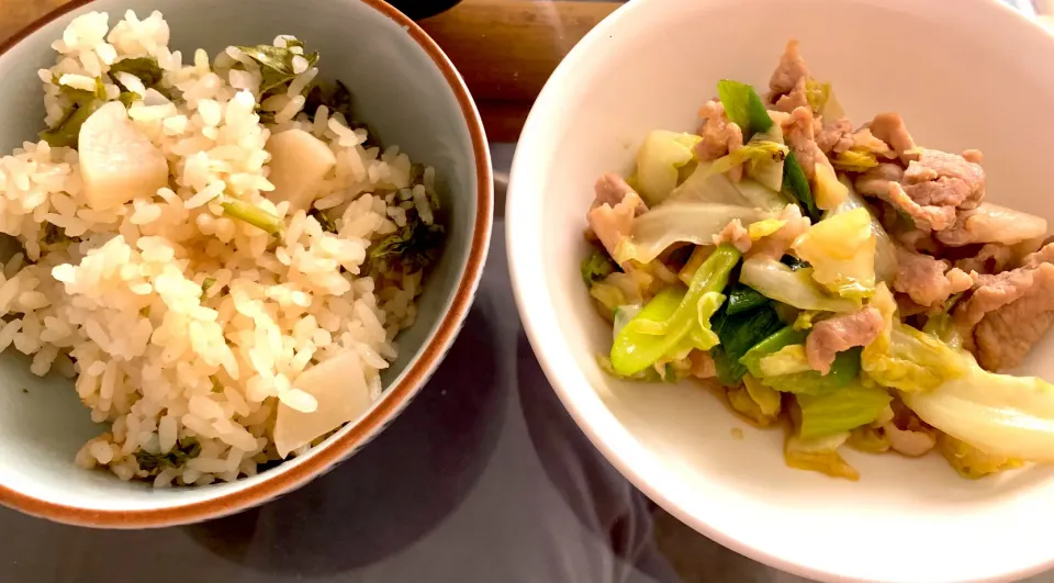 Snapdishの料理写真:採れたて野菜で大根飯とキャベツとネギの野菜炒め|Hiroさん