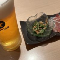 生ビールとオクラと生ハム