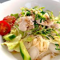 冷しゃぶと豆苗のサラダそうめん