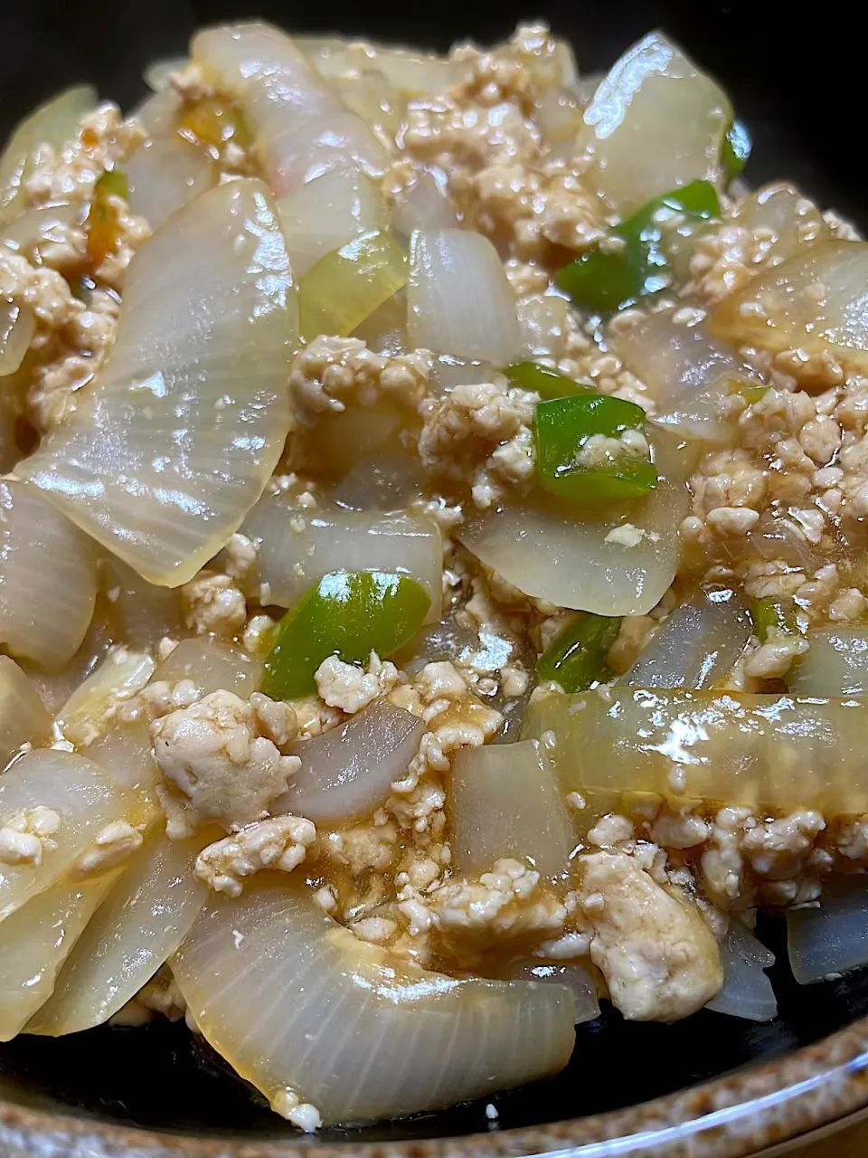 新玉ねぎと鶏挽肉のあんかけ炒め|abekoさん