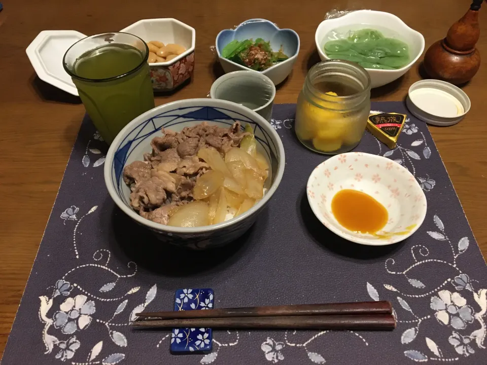 自家製牛丼、刺身こんにゃく(夕飯)|enarinさん