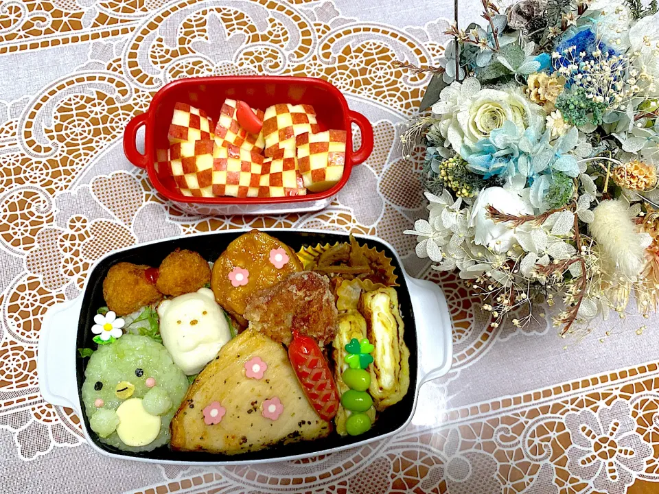 2023.5.23はすみっこくらしのお魚弁当🌸|makoさん