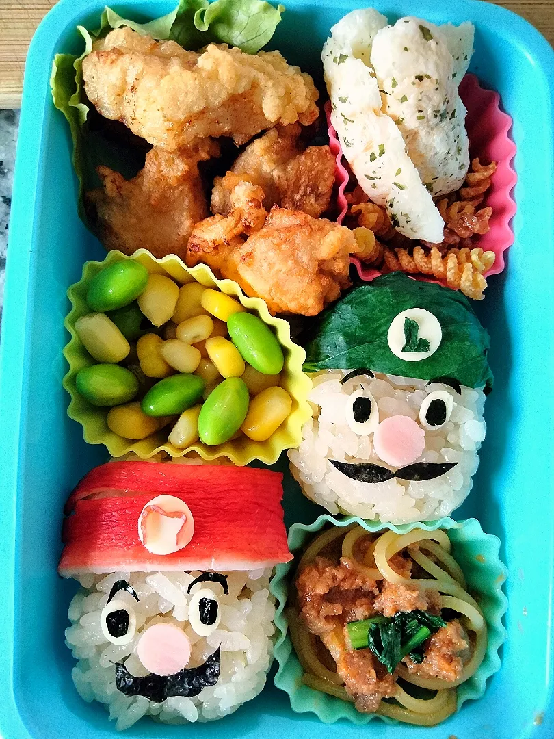 Snapdishの料理写真:キャラ弁　マリオ＆ルイージ|あぁちゃんさん