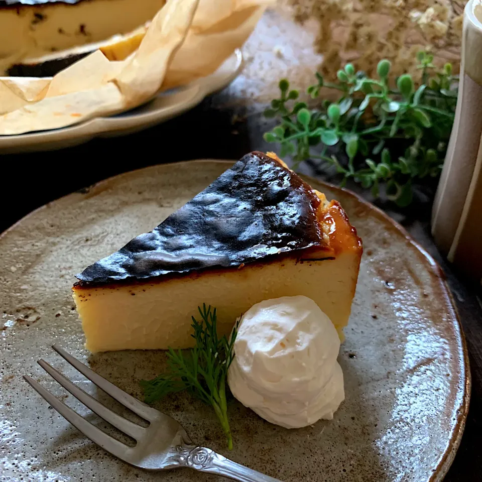 今ハマっているバスクチーズケーキ|なだちいさん