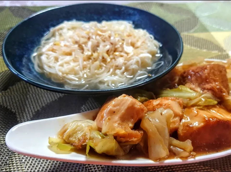 五香辣油deねぎ素麺
厚揚げ×春甘藍うまとろ煮|マギーさん