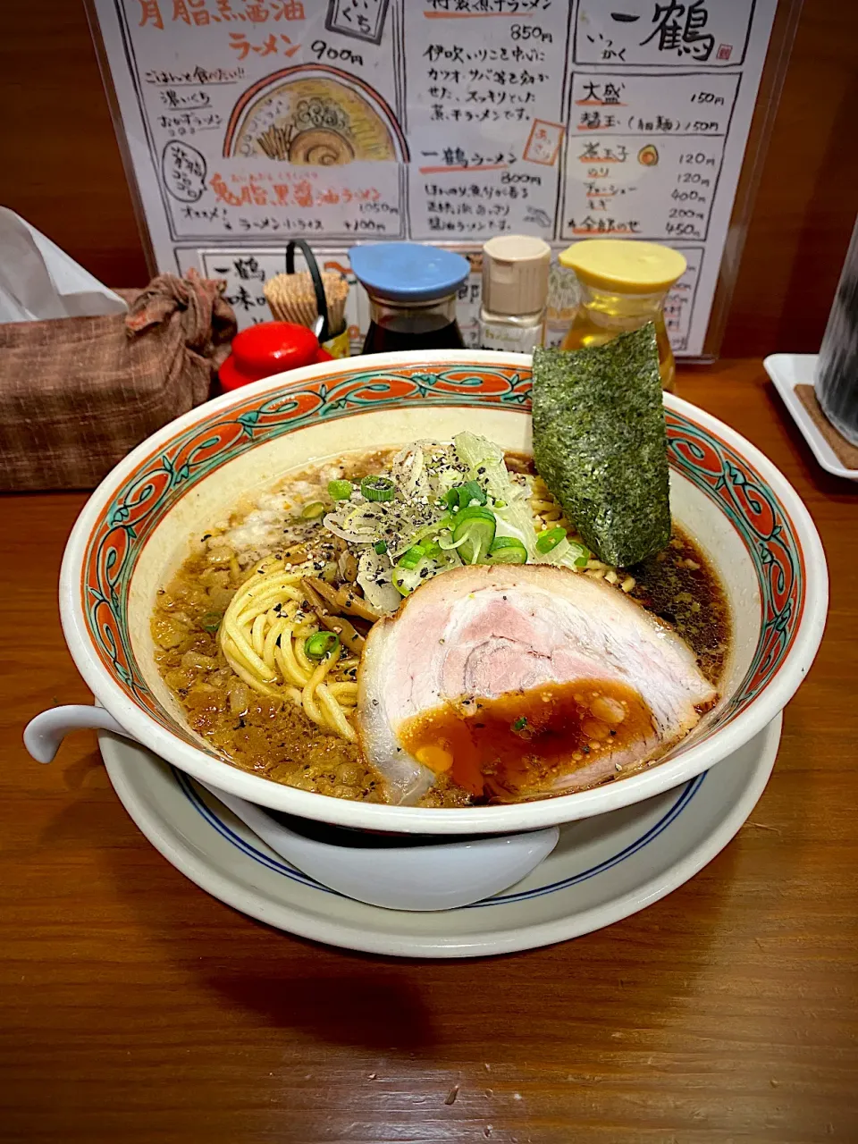 背脂黒醤油ラーメン|髙野泰朋さん