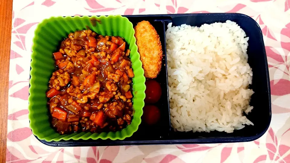 キーマカレーライス❤️旦那さんお弁当❤️|かおるcitronさん