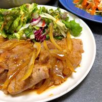 新玉ねぎのしょうが焼き！