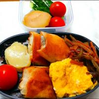 5/25のお弁当🍱
海苔弁当
今日のメインは
アスパラガスと鶏むね肉のチーズ春巻き
です🙋