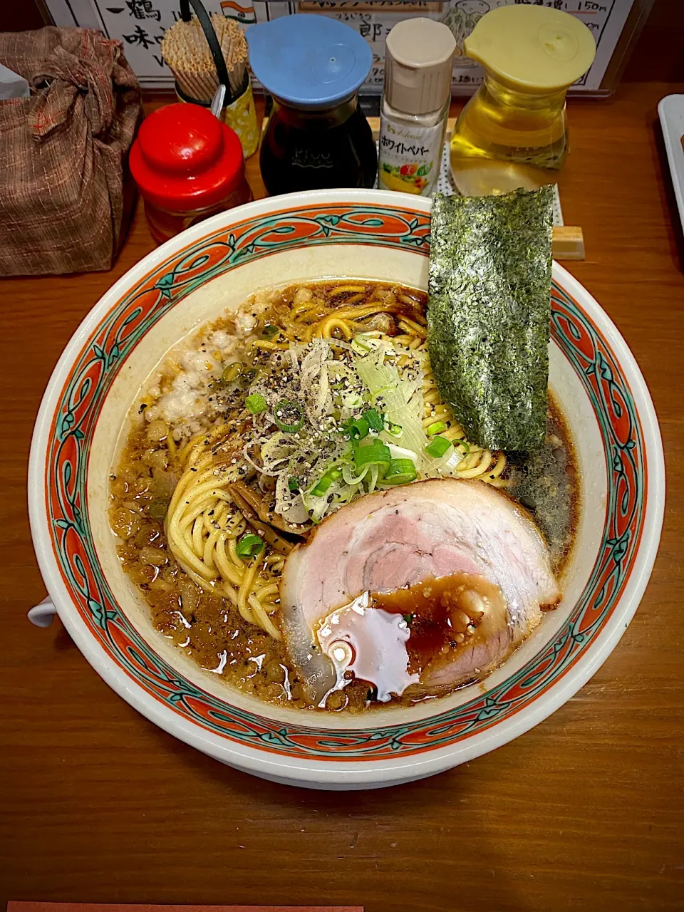 背脂黒醤油ラーメン|髙野泰朋さん