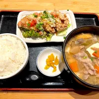 Snapdishの料理写真:油淋鶏定食|ベガさん