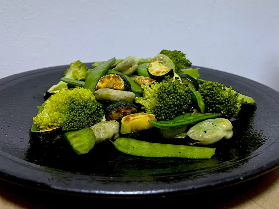 緑野菜のソテー🥦|かずぴょんさん