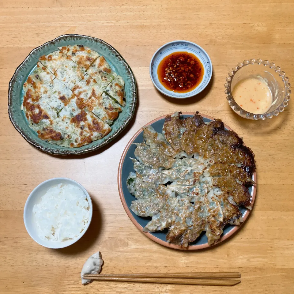 焼き餃子とネギチーズチヂミ|ちゃみこさん