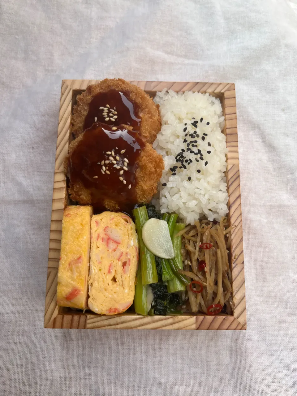 ヒレカツ弁当。|chocohimeさん