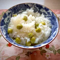 豆ご飯🍚|ゆうこりんさん