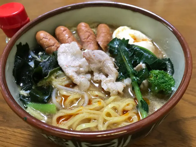 ラ王🍜、豚骨醤油味❗️（╹◡╹）✨|サソリさん