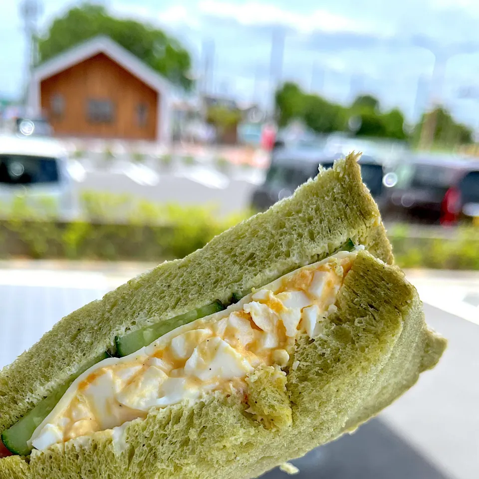 ほうれん草の食パンでサンドイッチ🍞|Ryokoさん