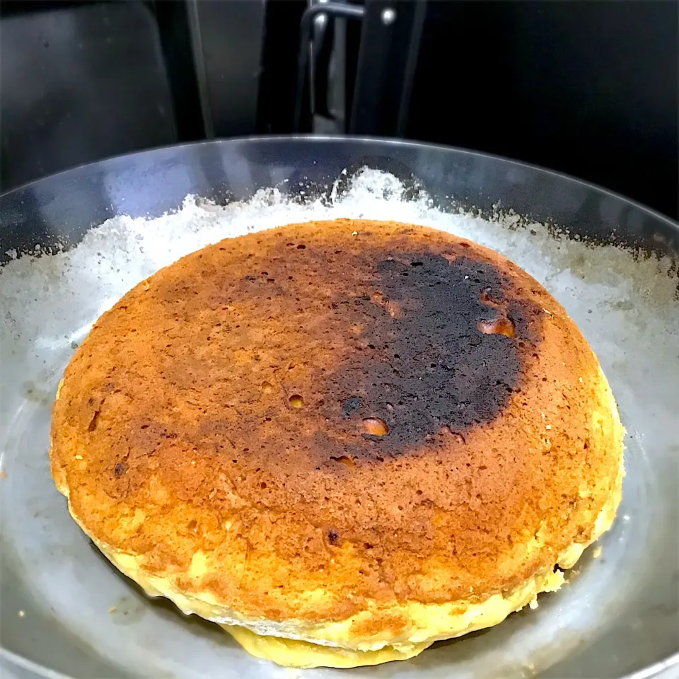 フライパンで作れる🍳　　　　　　バナナケーキ🍌|🌿𝚌𝚑𝚎𝚛𝚗𝚘🥄さん