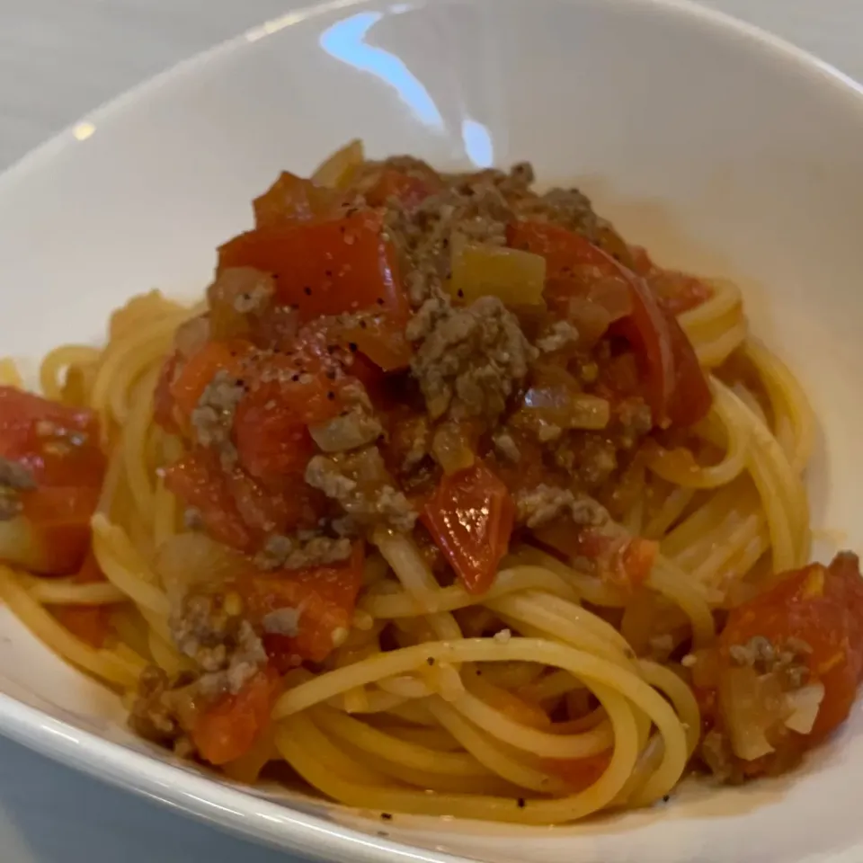 トマトとニンニクのパスタ|かい飯さん