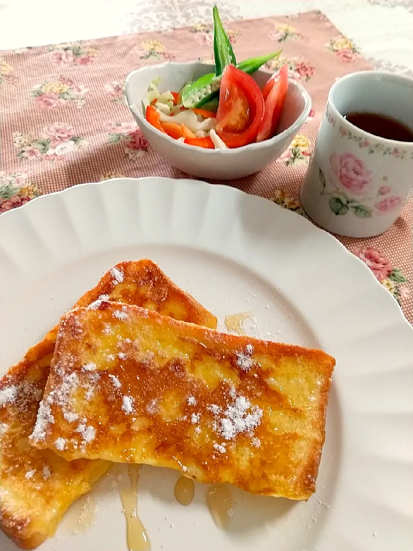 ☆今日の朝ごはん☆ ココナッツオイルで焼いた 「フレンチトースト」|hamamaさん