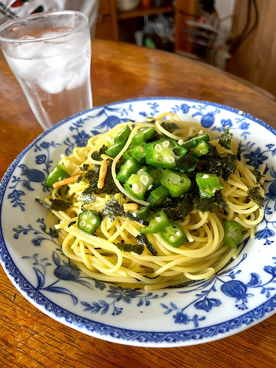 お茶漬け海苔とオクラのパスタ|さんだーさん