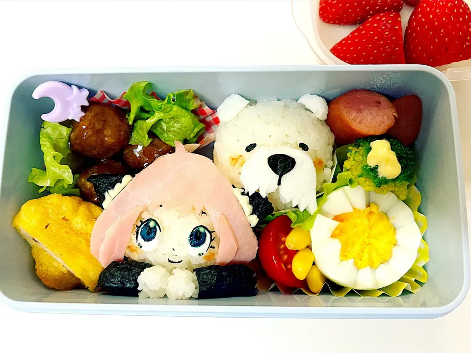 アーニャ弁当🥜|SALLYさん