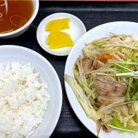町中華　肉野菜炒め定食