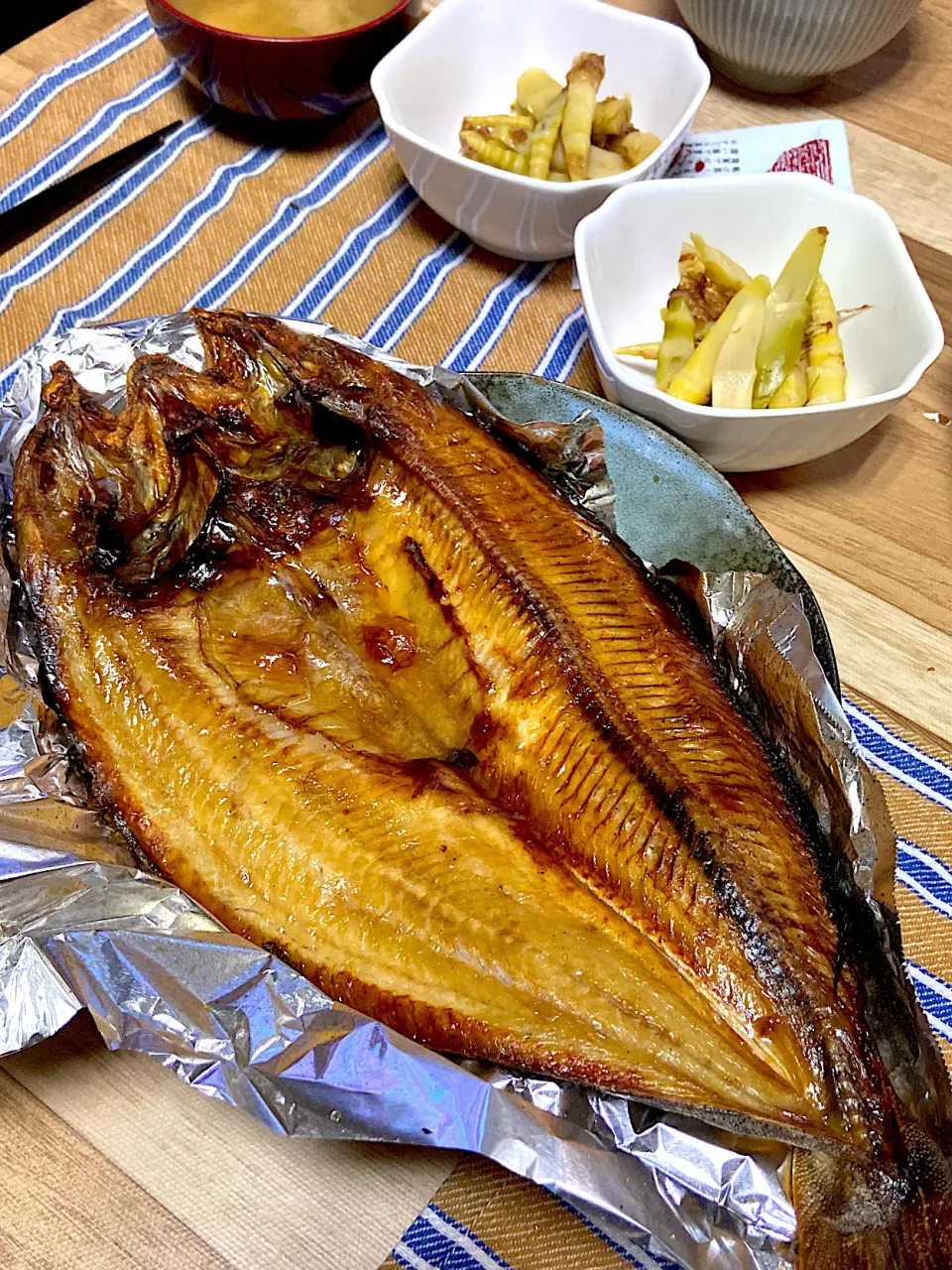 Snapdishの料理写真:お夕飯。焼き魚。脂がのってて美味しかったです。|renharuruさん