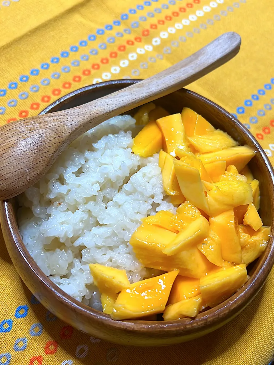 Sticky rice with 🥭 mango|chafoodisloveさん