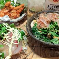 山盛セリと新玉鯛のカルパッチョ、絹揚げ山ミツバ卵とじ、鶏軟骨唐揚げ🍻