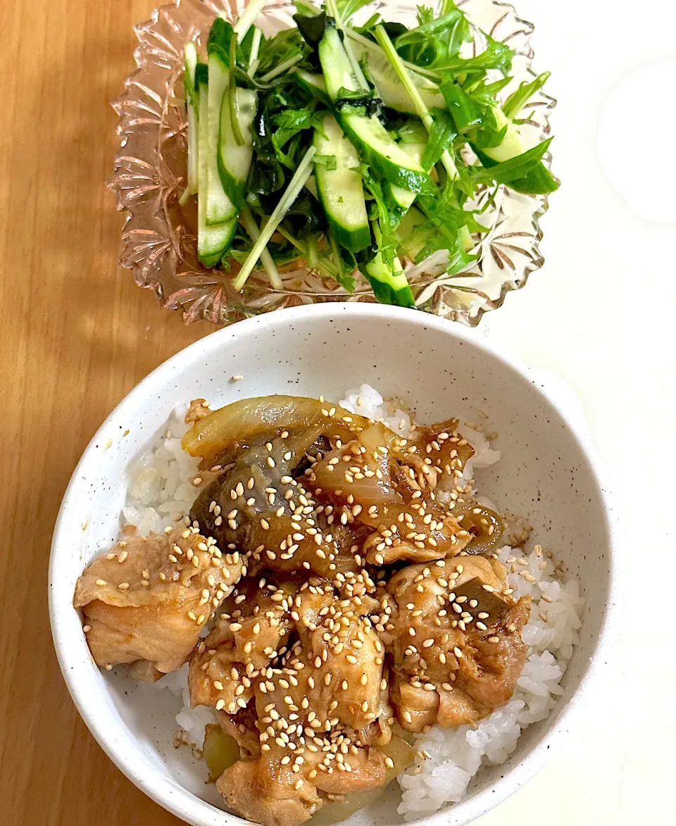 鶏肉とナスの旨煮丼献立|besさん