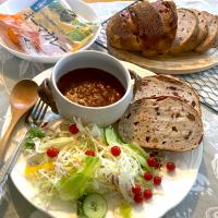 プラントレシピキーマカレーを付けパンでおうちランチ