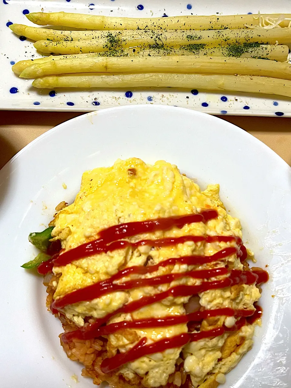 2023/05/29 豆腐入りふわふわオムライス、北海道ホワイトアスパラ バターソテー|kykyさん