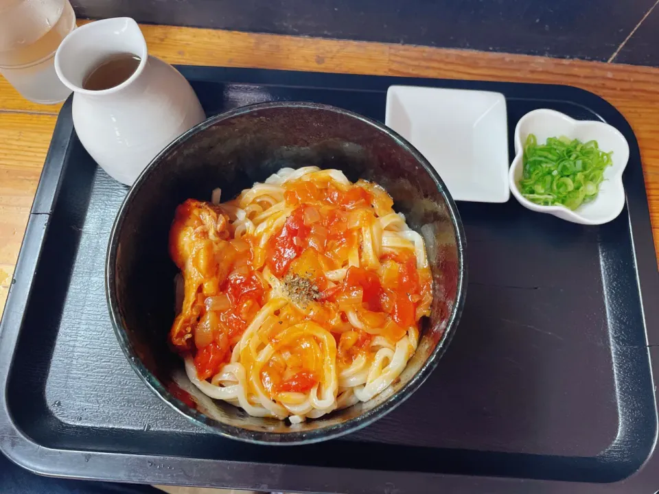 トマトチキンうどん|コージ💫さん