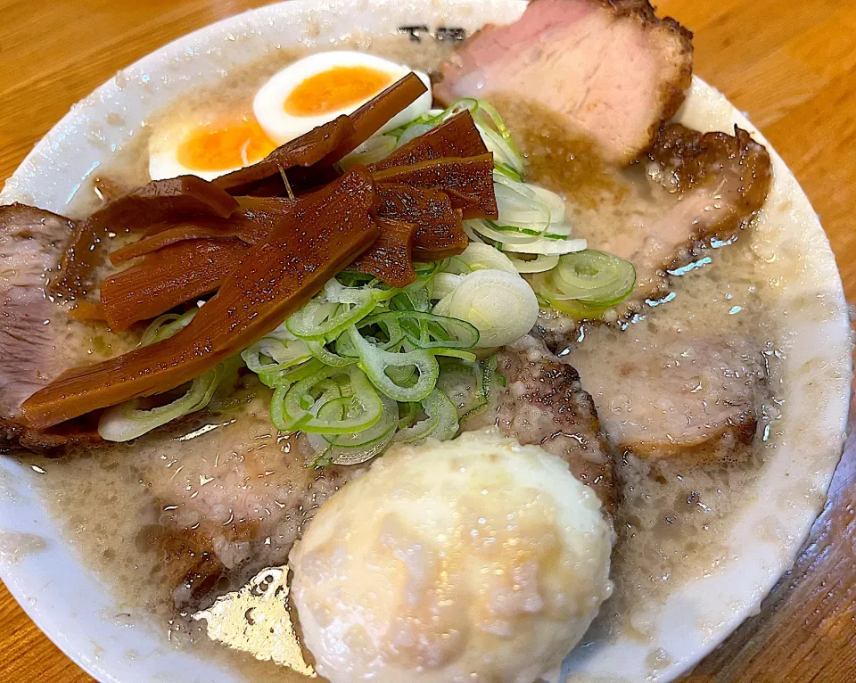 下頭橋ラーメン　背脂チャッチャ系|須佐 浩幸さん