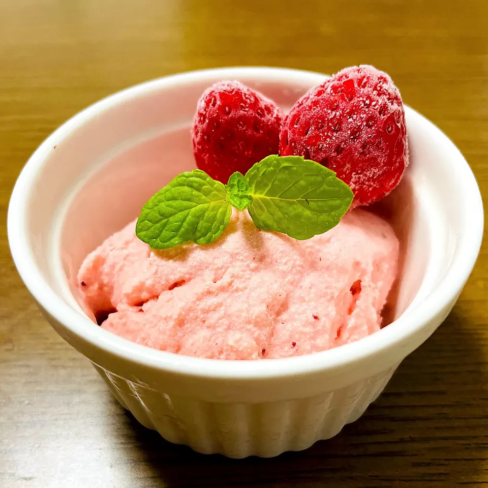 いちごアイス|mokamamaさん