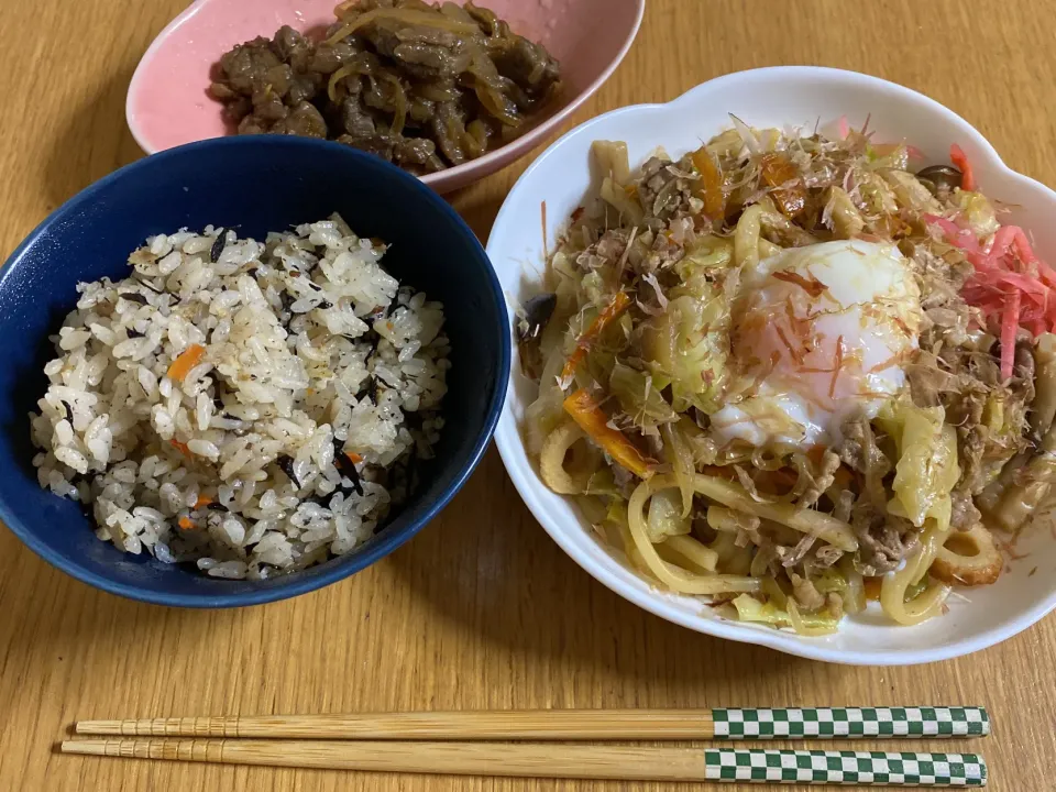 焼きうどん&ひじきご飯|ここなりさん