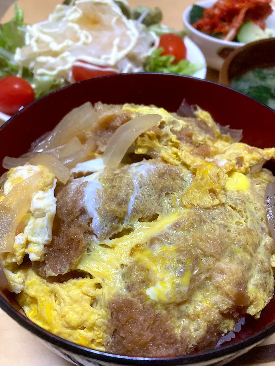 単身赴任中の男飯(カツ丼)|おおもりの星さん