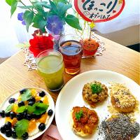 オートミールフルーツヨーグルト🥣豆腐入り芋団子🥔