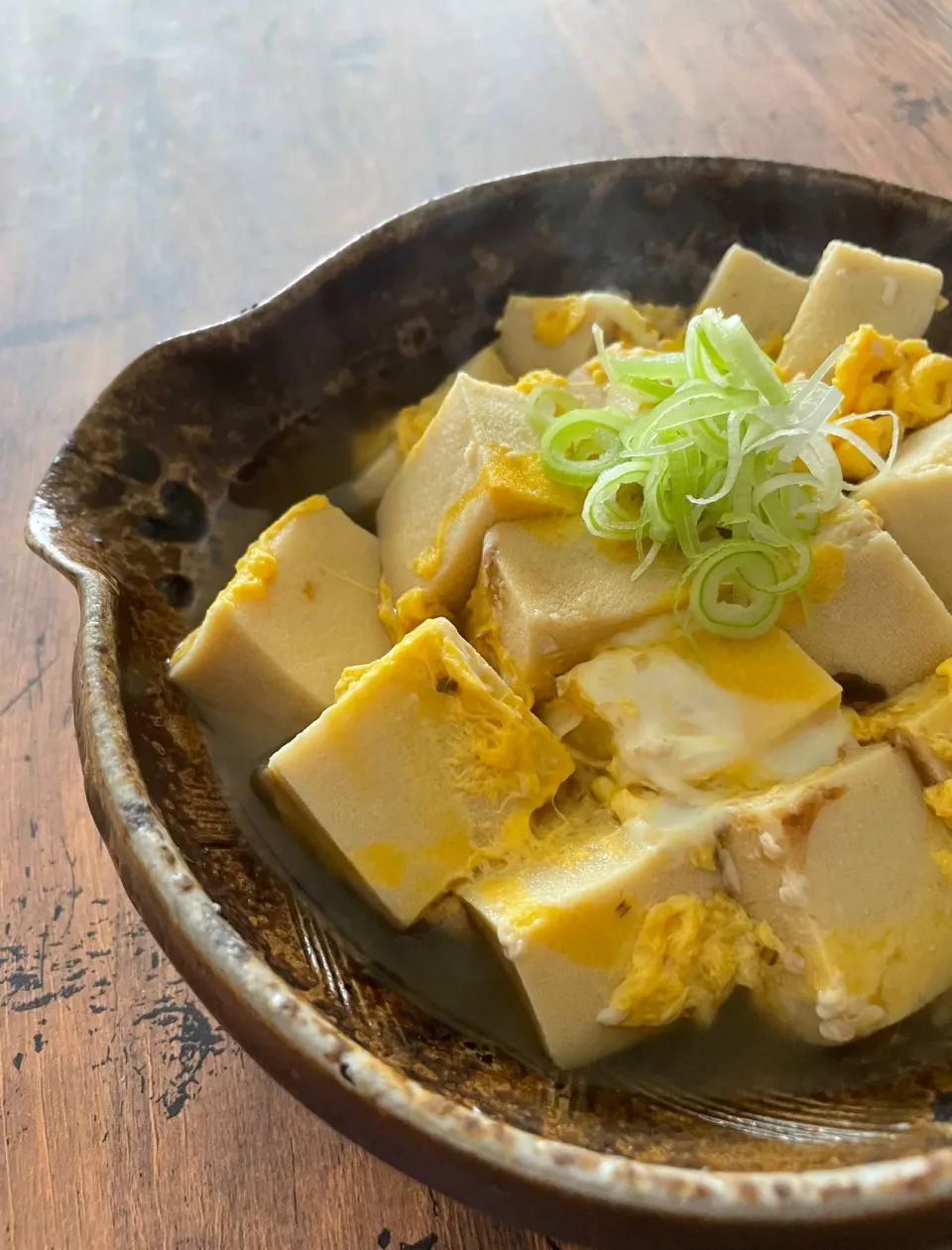 Snapdishの料理写真:高野豆腐炊いたん　出汁麹|sonokoさん